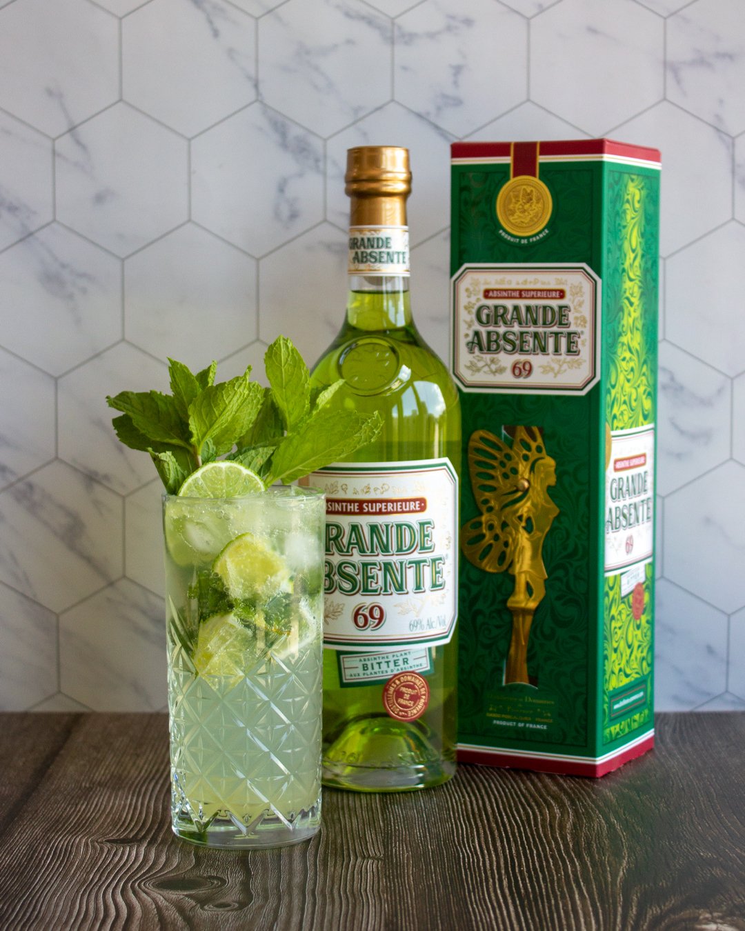 Grande Absinthe in a Mojito A cocktail in a glass made from French absinthe and Saint James Rum